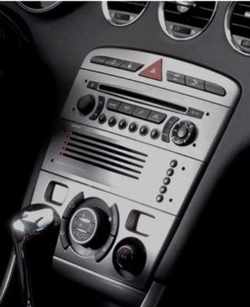 peugeot 107 hoge kwaliteit autoradio met telefoonhouder gratis frontpaneel complete set 2002 tot 2014 uitzoeken en kopen korting