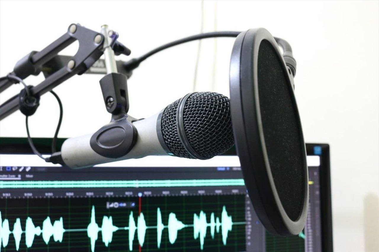 Podimo neemt podcastbedrijf Dag en Nacht Media over